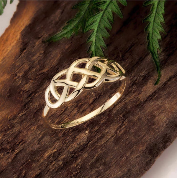 10K Gold Woven Celtic Knot Ring - Size 7