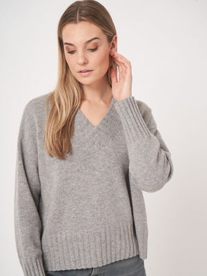 Relaxed Fit Organic Cashmere V-Neck Sweater