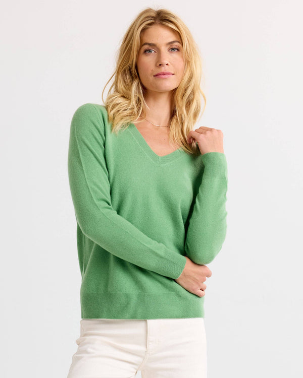 Essential Cashmere V-Neck: Matcha
