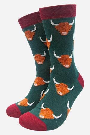 Green Men's Highland Cow Print Bamboo Socks