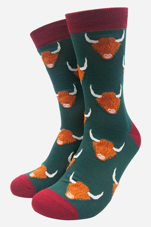 Green Men's Highland Cow Print Bamboo Socks