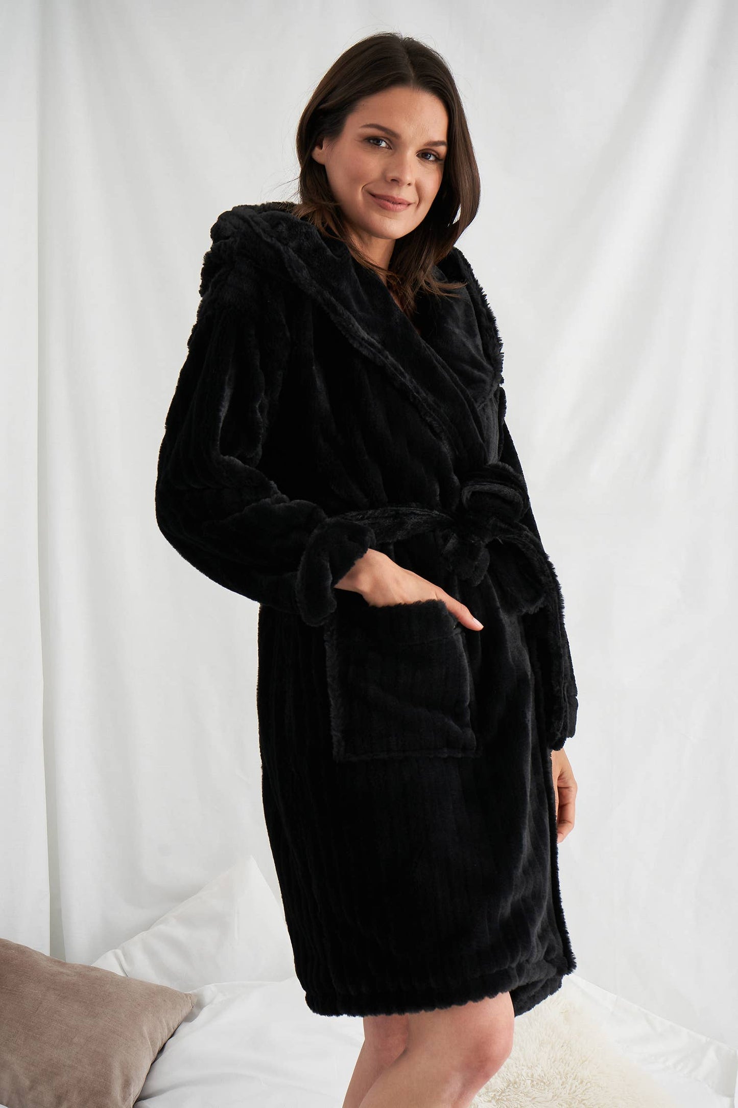 Cloud Robe in Black: Black / M/L