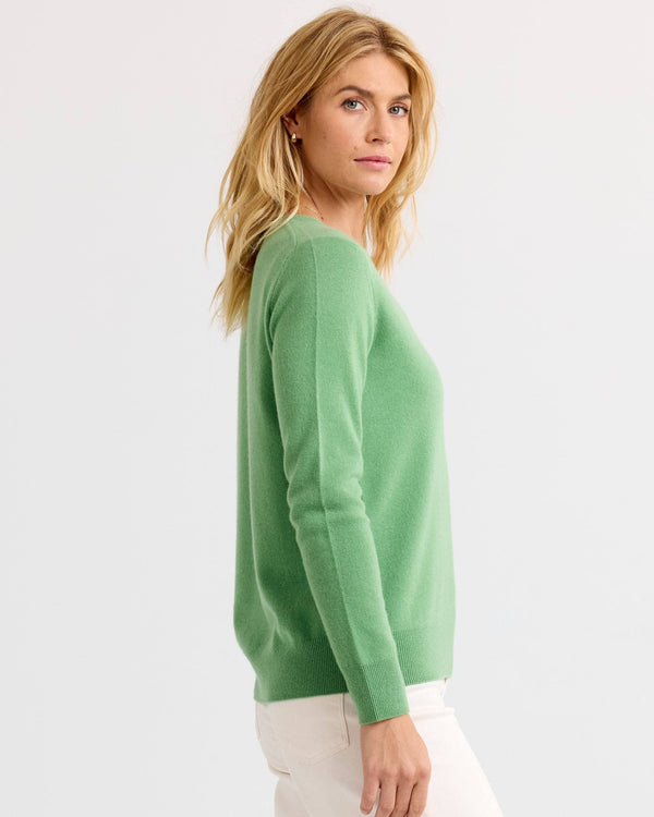 Essential Cashmere V-Neck: Matcha