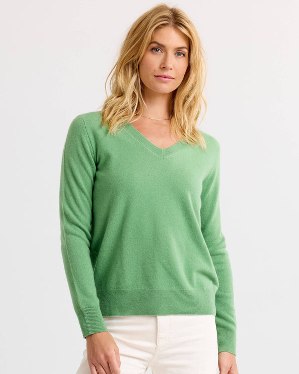 Essential Cashmere V-Neck: Matcha
