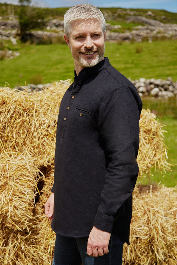 Traditional Flannel Grandfather Shirt - Navy