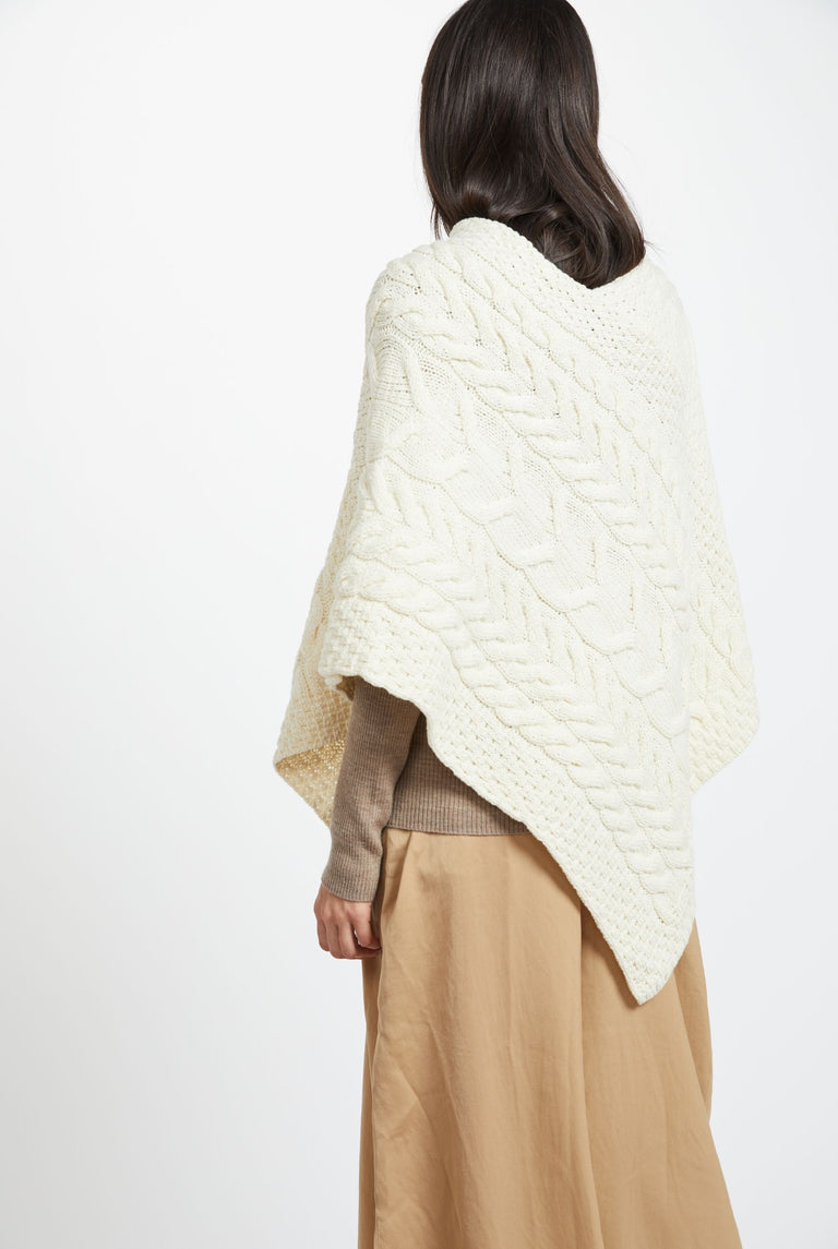 Aasleagh Falls Ladies Aran Poncho - Natural