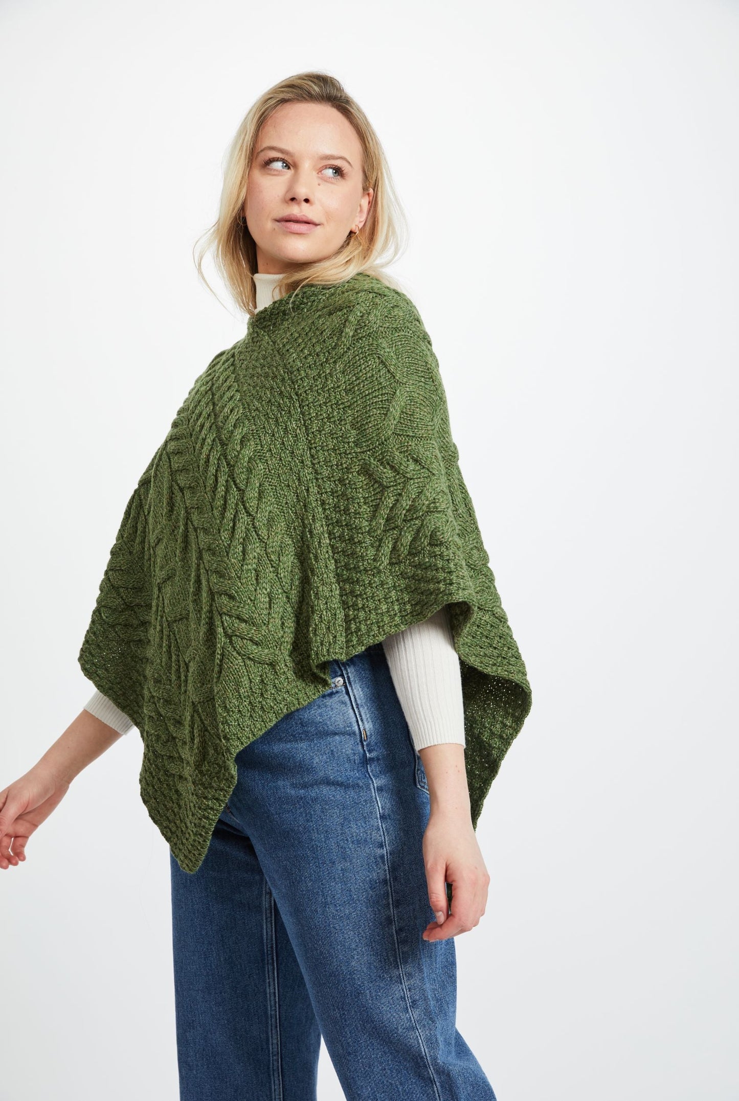 Aasleagh Falls Ladies Aran Poncho - Meadow Green