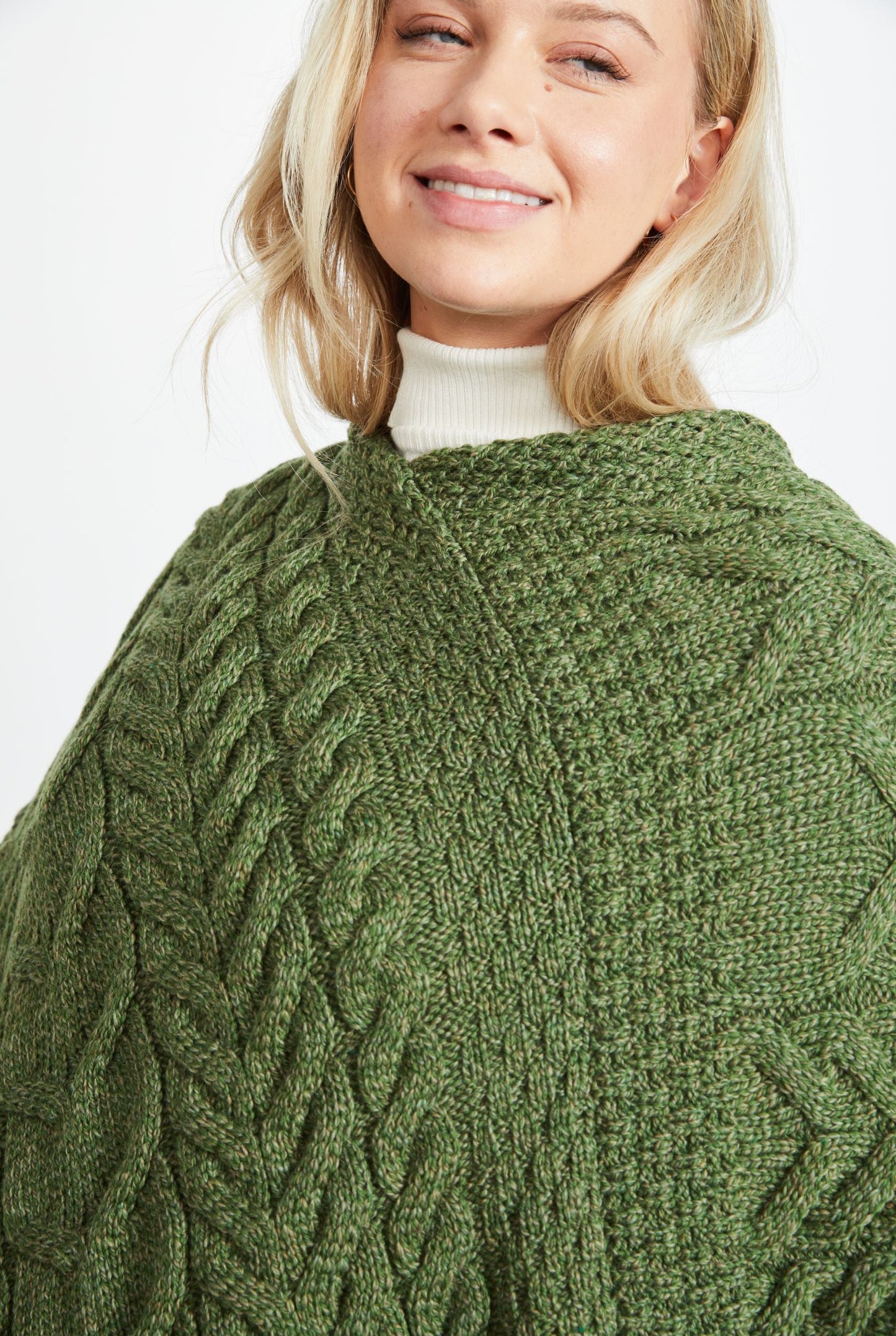 Aasleagh Falls Ladies Aran Poncho - Meadow Green