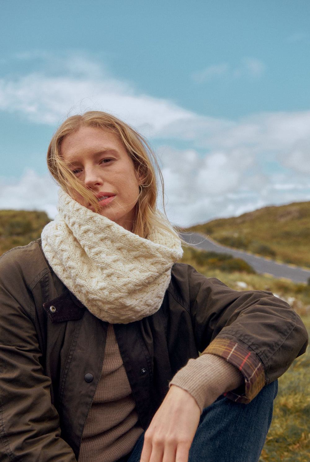 Newport Aran Cable Infinity Scarf - Cream