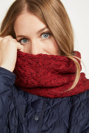 Newport Aran Cable Infinity Scarf - Rua Red