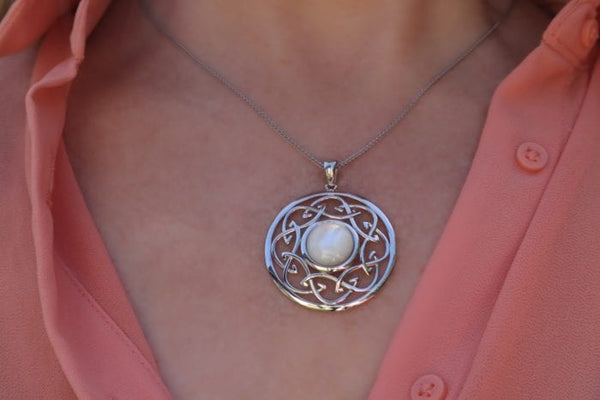 Arian Mother Of Pearl Celtic Knot Pendant