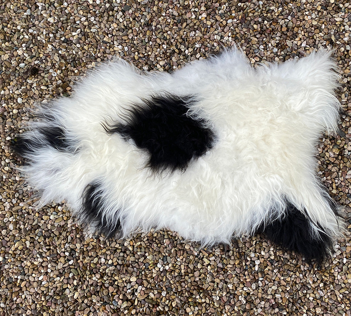 Natural Spotty Black White Icelandic Sheepskin Rug