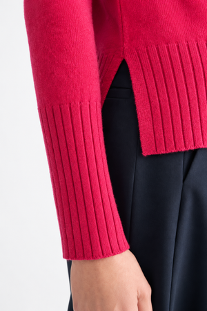 Hi Low Rib Trim Funnel Neck Cashmere Sweater - Cranberry