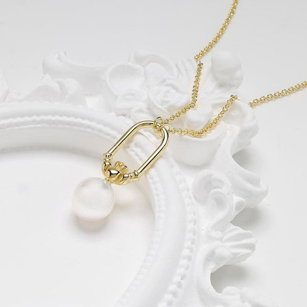 14kt Gold Vermeil Claddagh Pearl Necklace