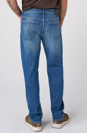 Sutton Loose Straight 32" Inseam