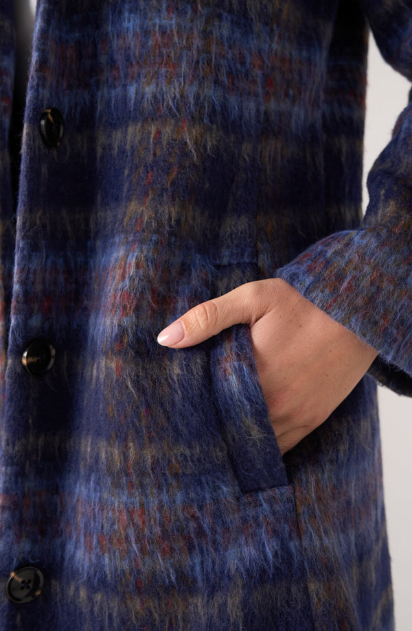 Women's ombré plaid swing coat with stand collar, button-front closure and long A-line silhouette