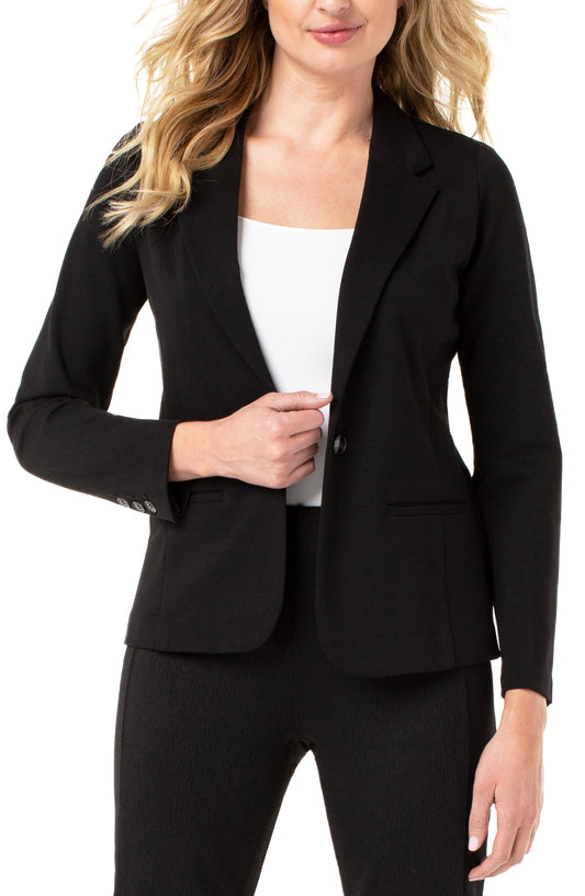 Classic Fitted Blazer - Black