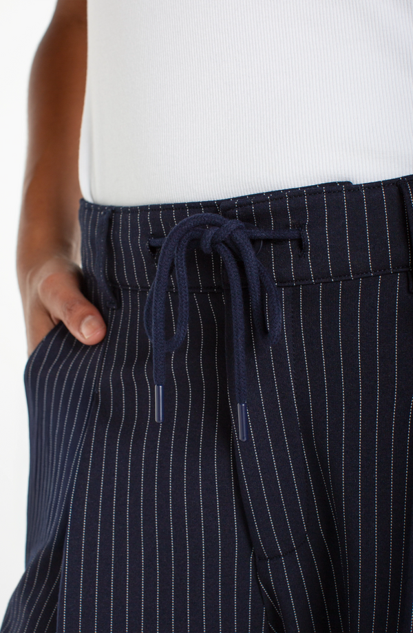 Wide Leg Pleated Trouser With Side Stripe 30" Inseam