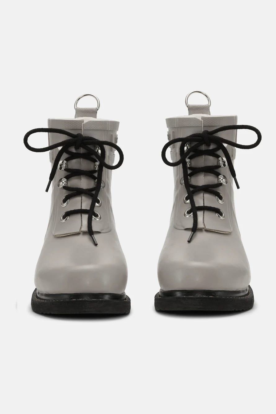 Short Rubber Lace-Up Boots 02 - Atmosphere