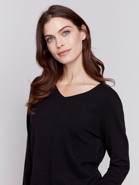 Solid Basic V-Neck Sweater - Black