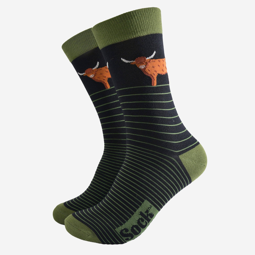 Men's Bamboo Socks Highland Cow - Black & Green