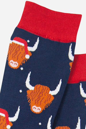 Men's Bamboo Socks Chirstmas Hat Highland Cow - Navy & Red