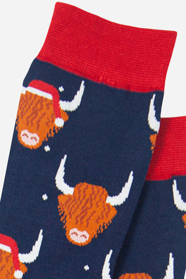 Men's Bamboo Socks Chirstmas Hat Highland Cow - Navy & Red