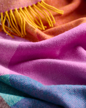 Lambswool Throw - Hellfire
