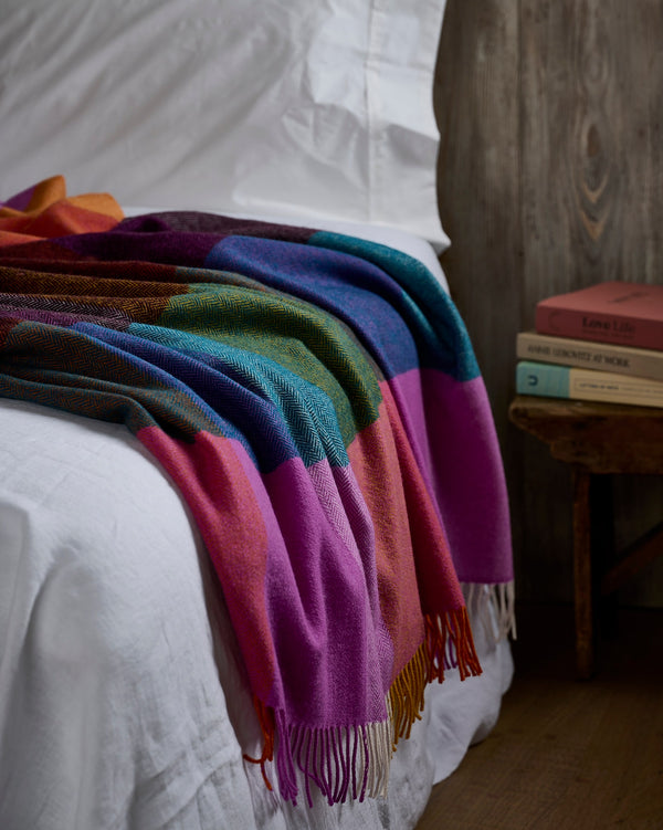 Lambswool Throw - Hellfire