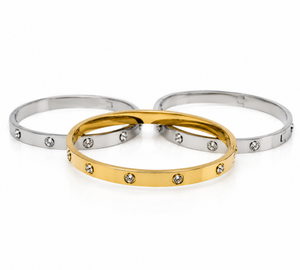 Diamond Carter Bangle - Gold