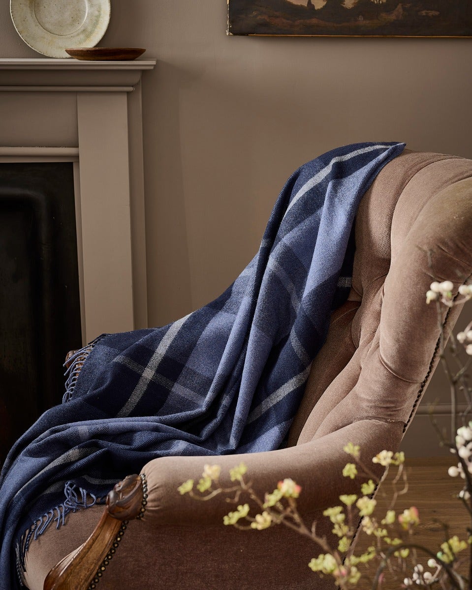 Cashmere Blend Throw - Navy Check