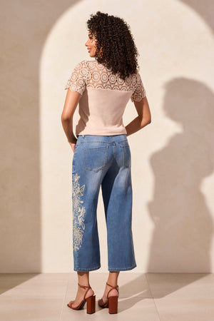 Audrey Girlfriend Crop Jeans w/ Embroidery