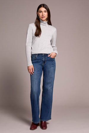 Sophia Curvy Hugging Wide Leg Jeans