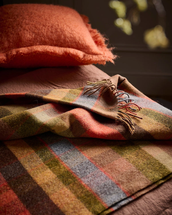 Avoca Heritage WR94 Lambswool Throw