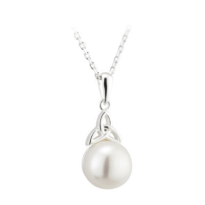S46135 Sterling Silver Freshwater Pearl & Trinity Knot Pendant