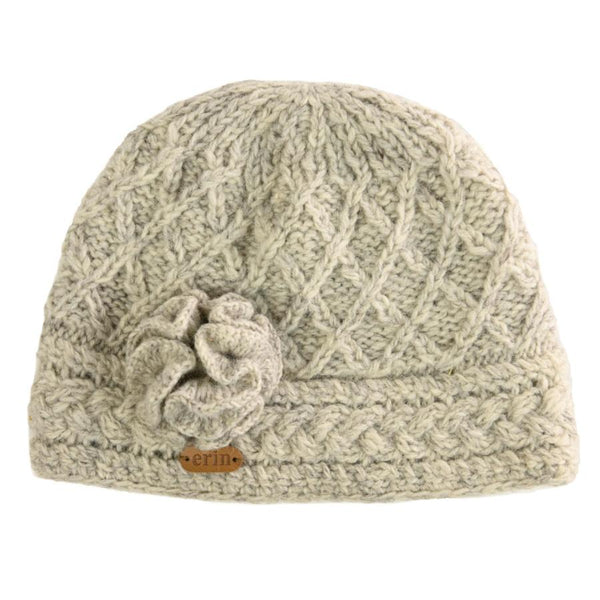 Aran Trellis Hat w/ Flower Pin - Oatmeal